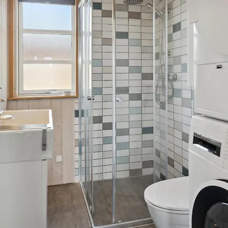 Stunning In Juelsminde With House Sea View * Juelsminde (Hedensted)